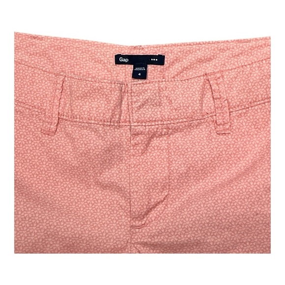 Gap - Peach Bermuda Shorts Lightweight - Picture 2 of 3